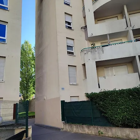 T2 Calme Entier 45 M² Sur Debourg/gerland 아파트 *