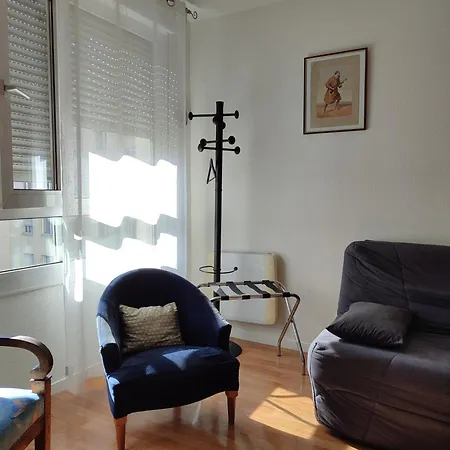 T2 Calme Entier 45 M² Sur Debourg/gerland 아파트 *